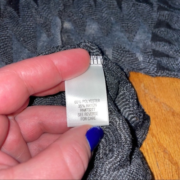 Dana Butchman-Sleek see-through sweater! - Picture 7 of 8